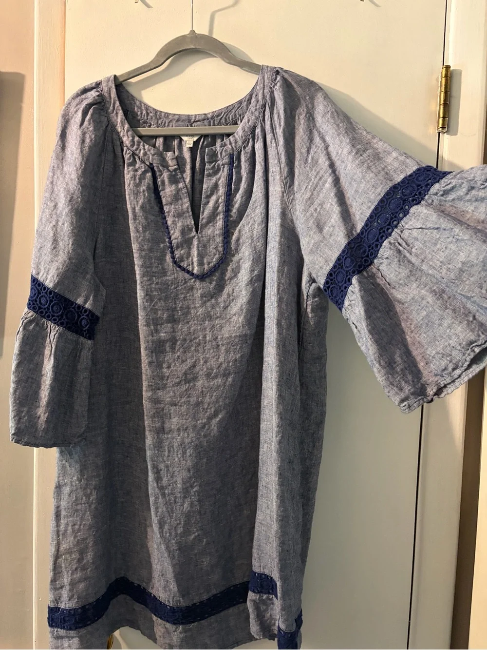 Crown &Ivy Blue Dress with Navy Trim 2X linen - Picture 2 of 6